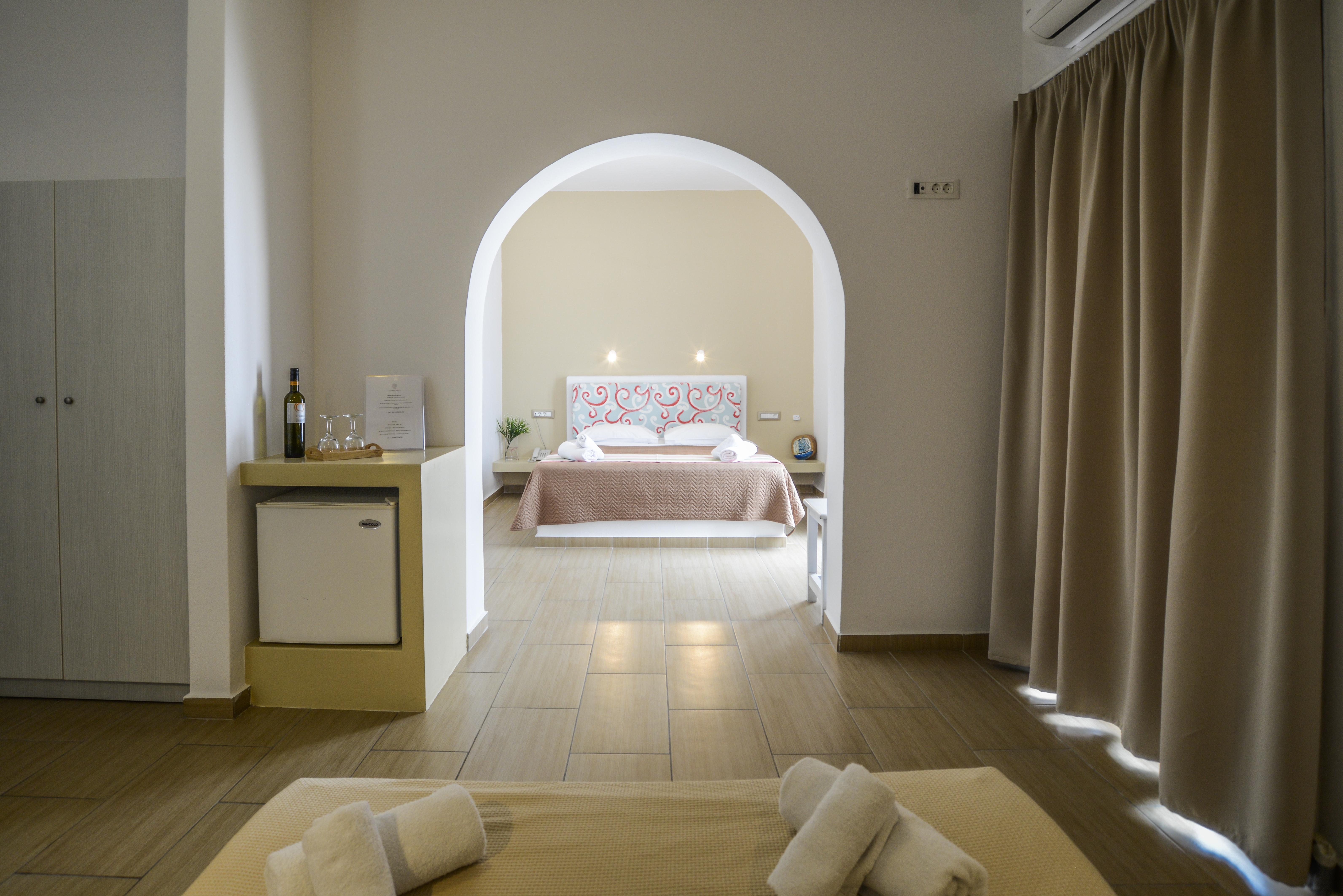 Omiros Hotel Messaria  Exterior photo